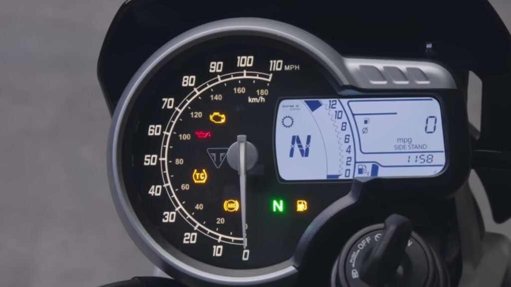 Triumph Tracker 400 instrument cluster and controls